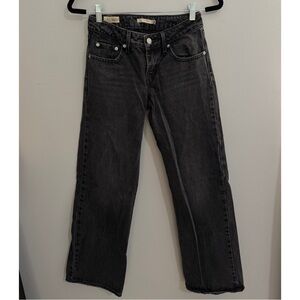 Levi's Premium Low Loose Jeans
24 W x 30 L